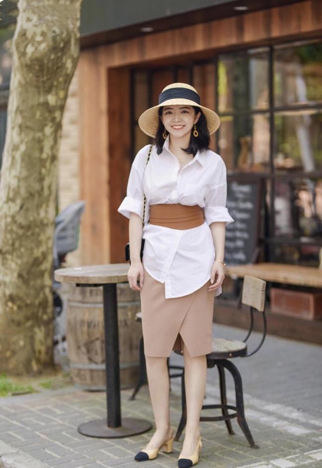显瘦雪纺衫搭半裙,今年最火的雪纺衫半裙