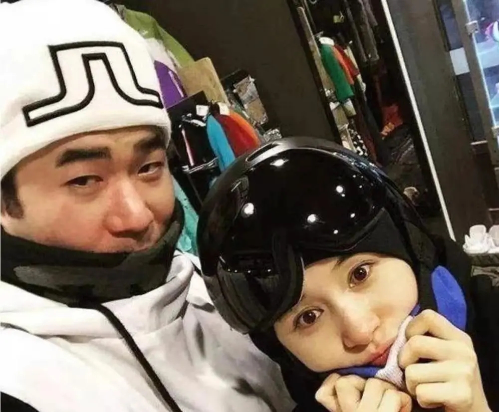 王子文刚官宣恋情就爆出猛料,王子文微博澄清