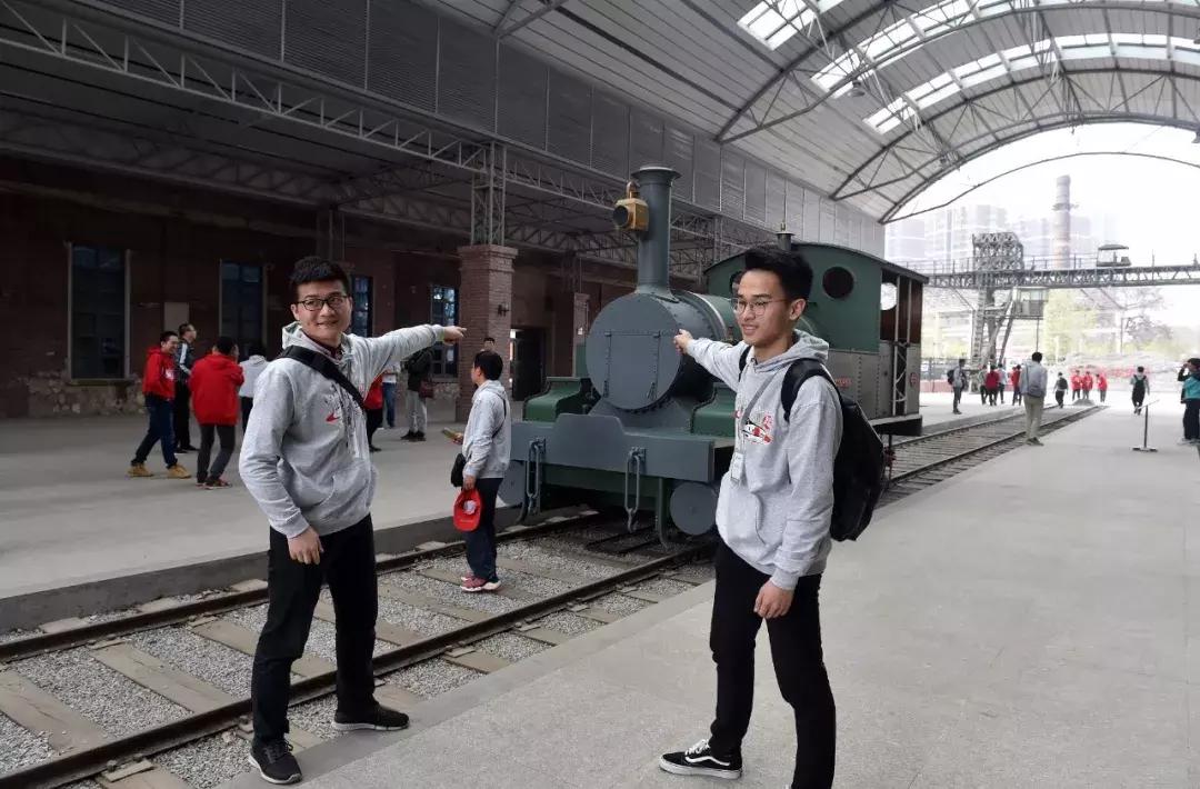 中车唐山公司高铁列车,中车唐山公司第一列高铁