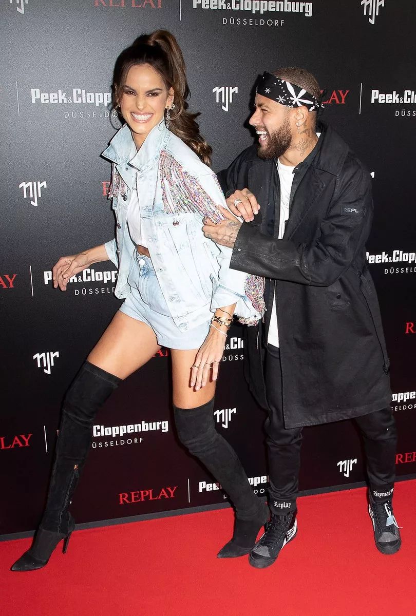 内马尔合影超模,175cm内马尔超模走红毯气场