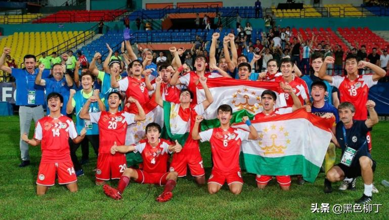 800万小国大爆发！2战狂轰13球比中国队还要猛，真正大战即将到来