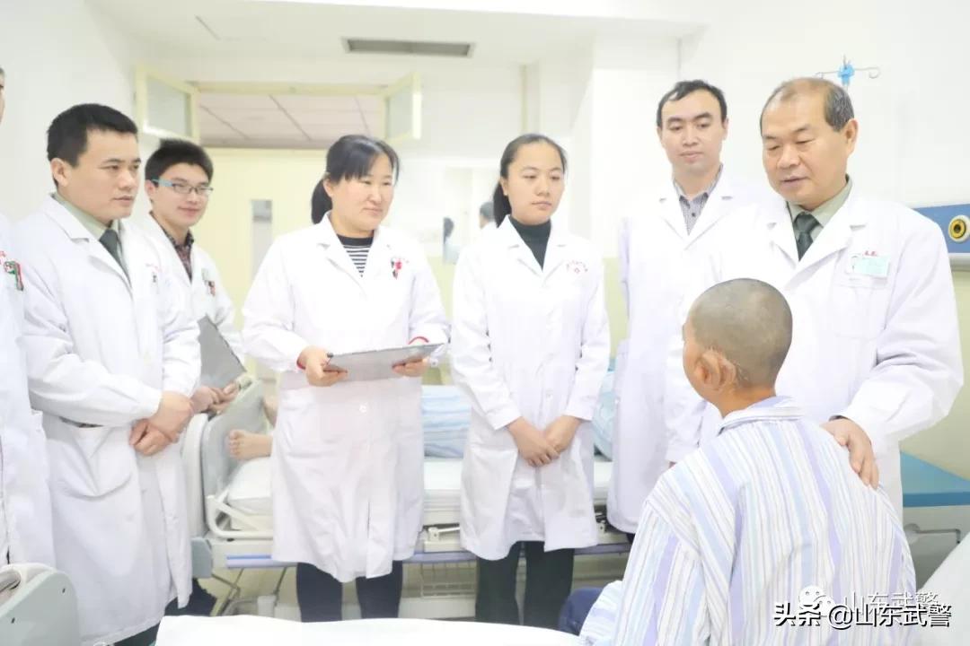 武警山东总队医院耳再造专家,喜报医院后续