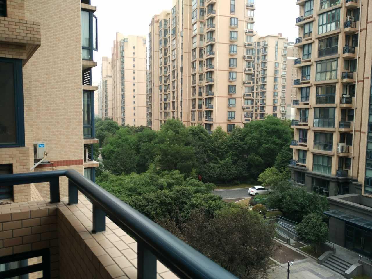 新楼盘18层买二层的优缺点,买房6层14楼和18楼哪个楼层好