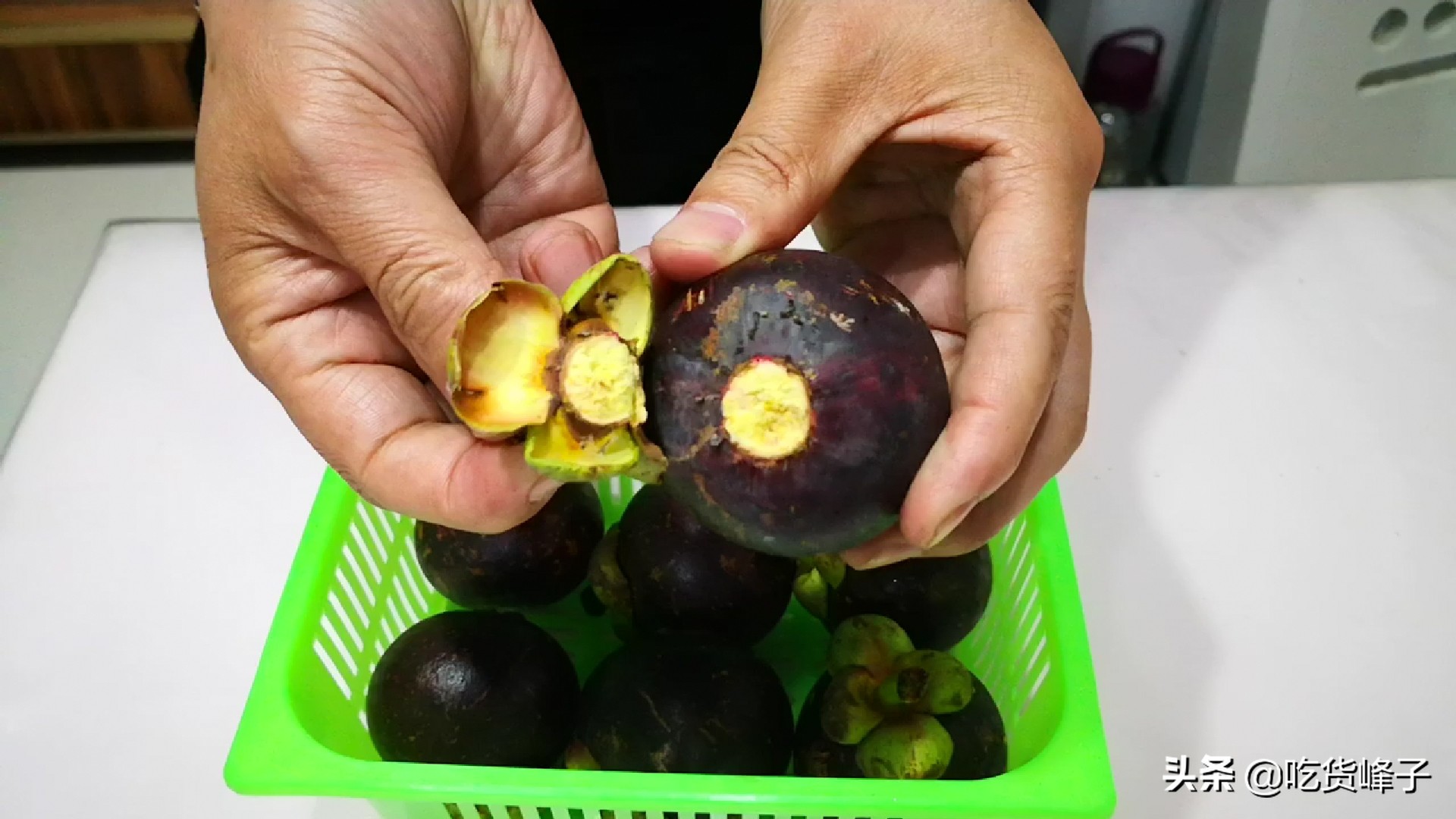 皮比较难剥的水果,难剥的六种水果