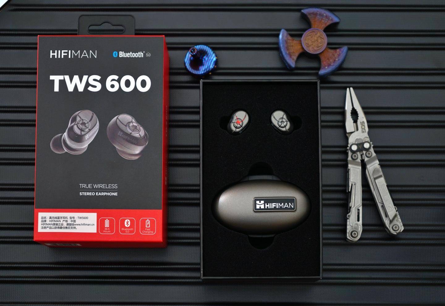 苹果tws对比airpodspro,airpodsprotws600