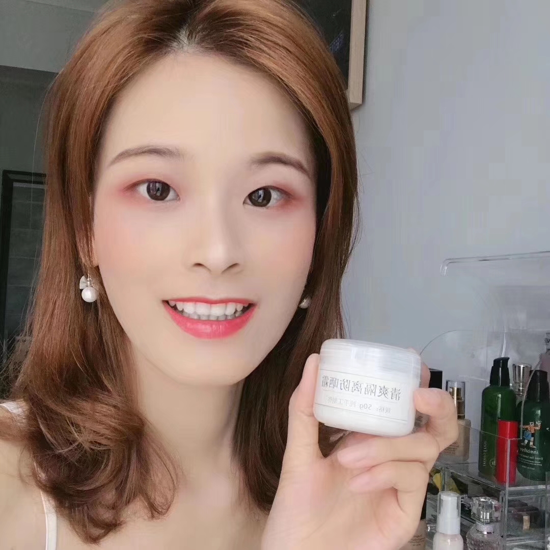 怎么改善毛孔粗大和闭口粉刺,改善脸上的毛孔粗大最佳办法