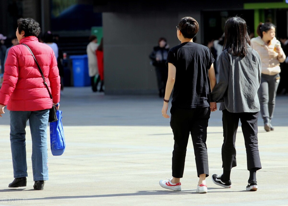 秋天盖什么被子大有讲究,秋季盖什么被子合适