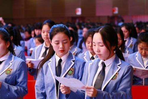 高考志愿女生适合的行业和专业,高考女生适合什么职业