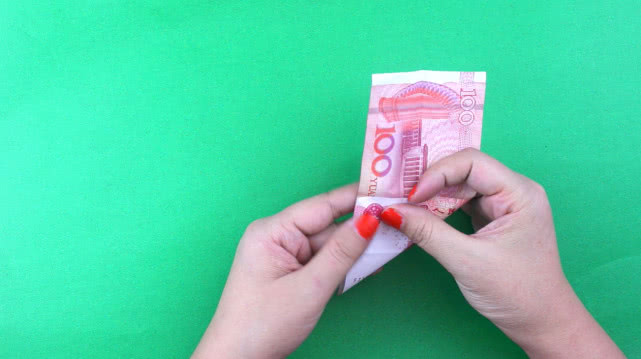 双爱心钱折法情人节,情人节折爱心手工教程