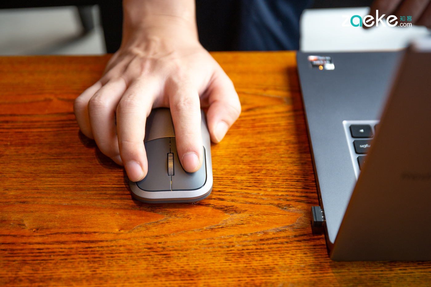 雷柏m700多模无线鼠标使用方法,华为鼠标和雷柏鼠标m700哪个更好
