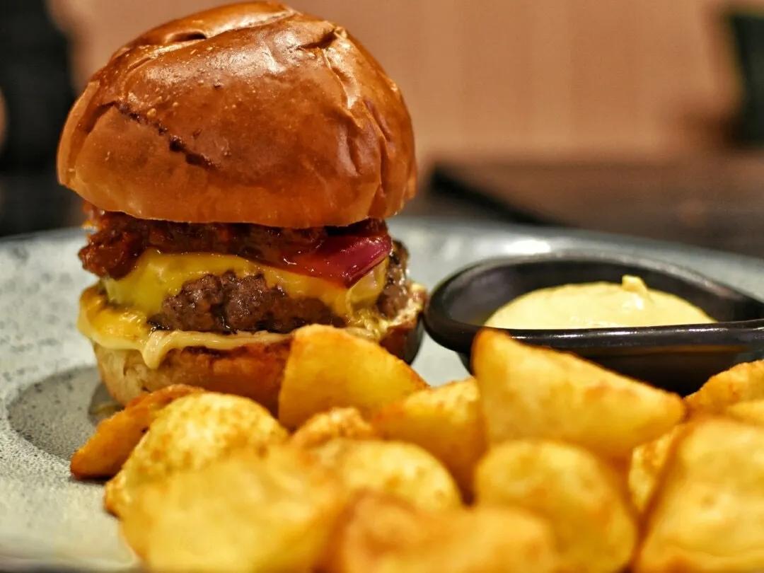 重庆耙耳朵日常,重庆适合情侣约会的法式餐厅