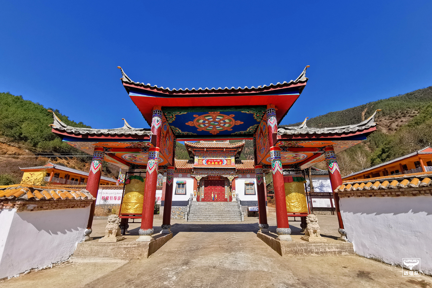 稻城亚丁至玛娜茶金如何走,四川木里县到玛娜茶金自驾