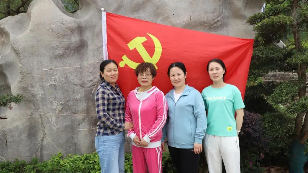 迎建党百年华诞展时代少年雄姿,迎建党百年展时代光辉