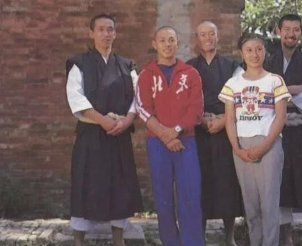 当年拍了两年的《少林寺》，李连杰被嫌弃身高，大反派都已去世