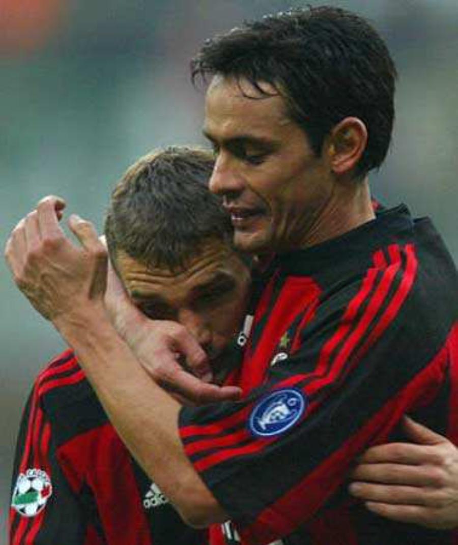 足球能赋予男人优秀的品质,足球是世界上最伟大最浪漫的运动