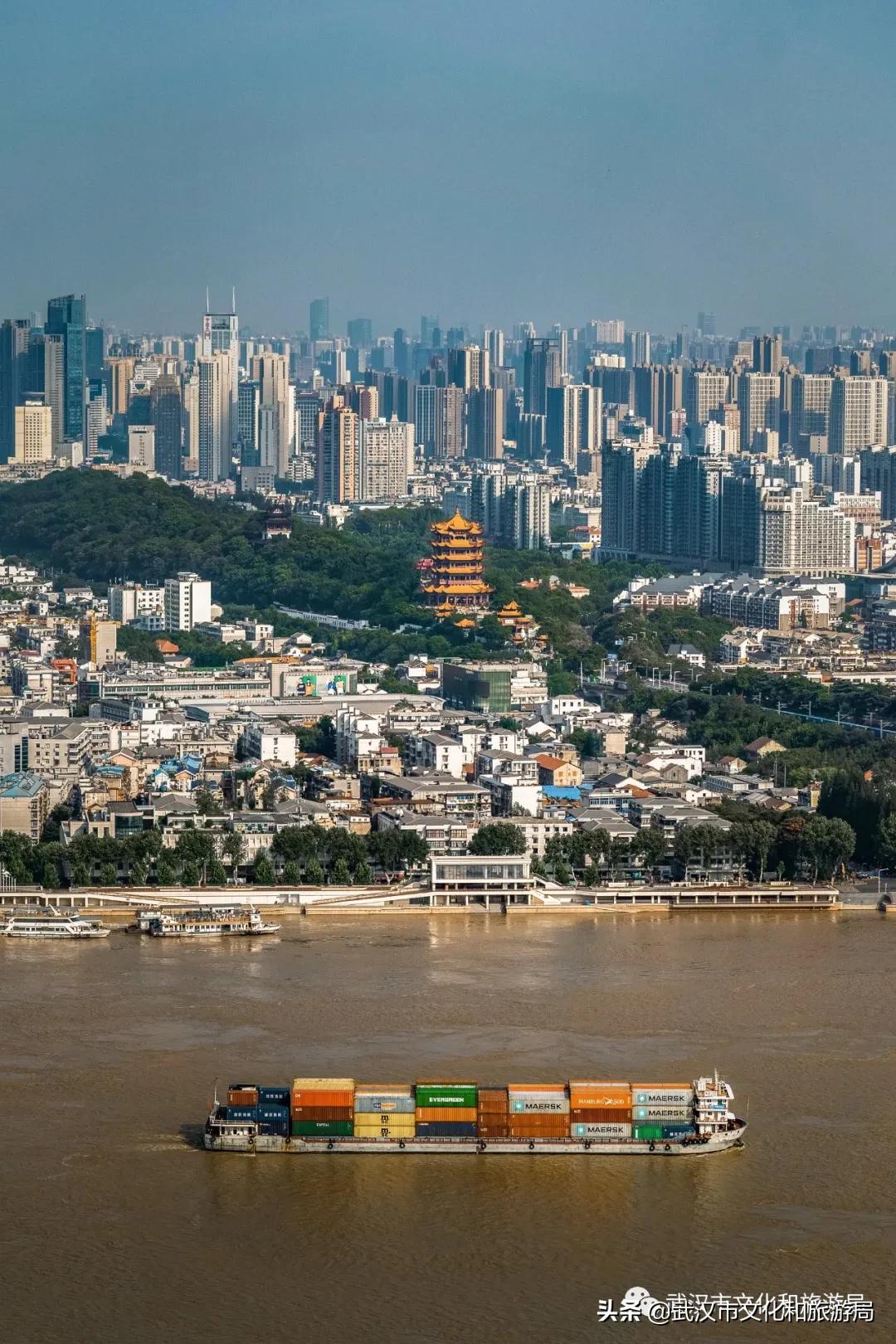 武汉江边最高的建筑,武汉江边高楼