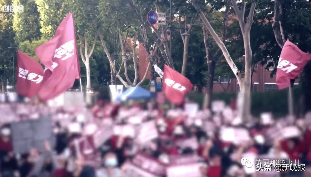 在酒店裸睡居然被入室*拍偷**……她一怒之下决定向*拍偷**摄像头宣战