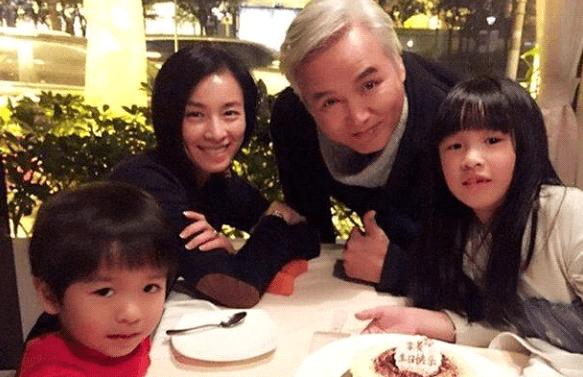 离婚后22年再撕“小三”张庭，自杀未遂的曾哲贞如今怎么样了？