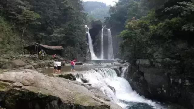 柳州到九寨沟自驾游攻略路线图,从广西柳州去九寨沟路过哪些景区