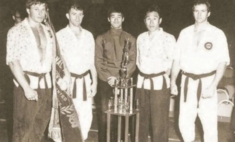 功夫之王李小龙,李小龙跑步高清4k视频