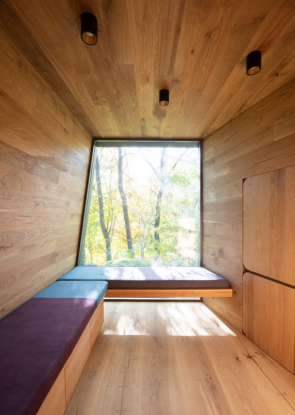 山顶的小木屋安放心灵的好去处,隐居森林的小屋