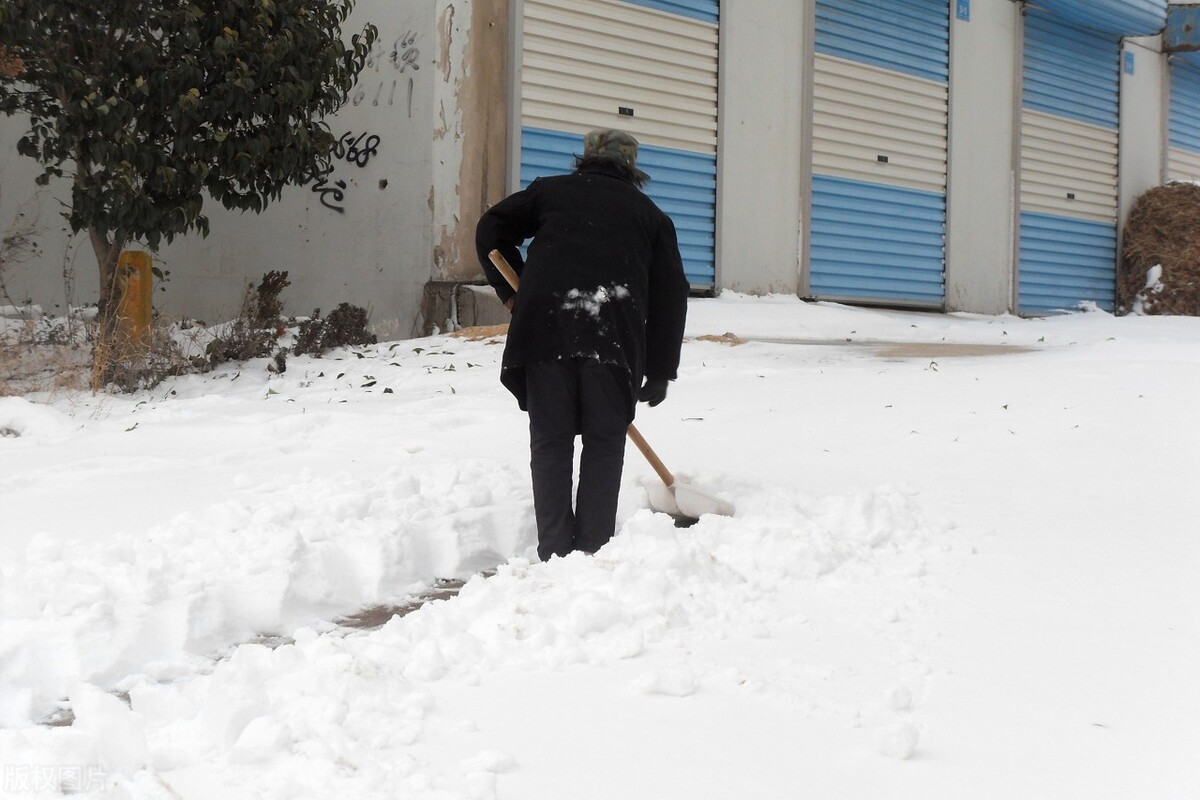 冰冻天气户外水龙头怎么防冻,冬天自来水冻了怎么用热水器呀