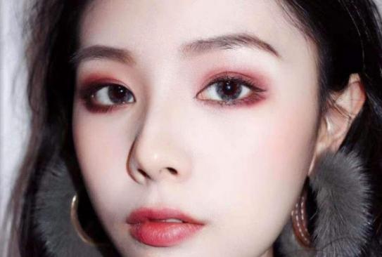 丹凤眼卧蚕眉面相图片,桃花眼丹凤眼狐狸眼杏眼柳叶眼