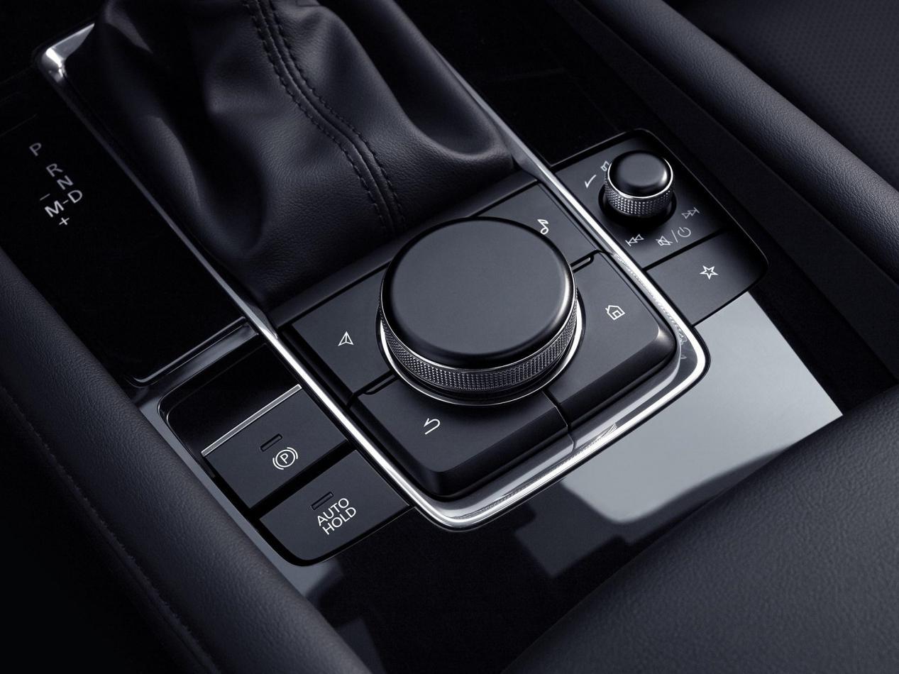 马自达3昂克赛拉2022款质擎版落地,深度解析次世代马自达3昂克赛拉