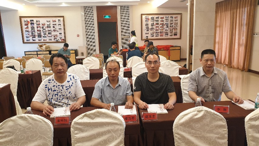 璇楃ぞ閲囬娲诲姩,浼楀垱璇楃ぞ涓冨緥