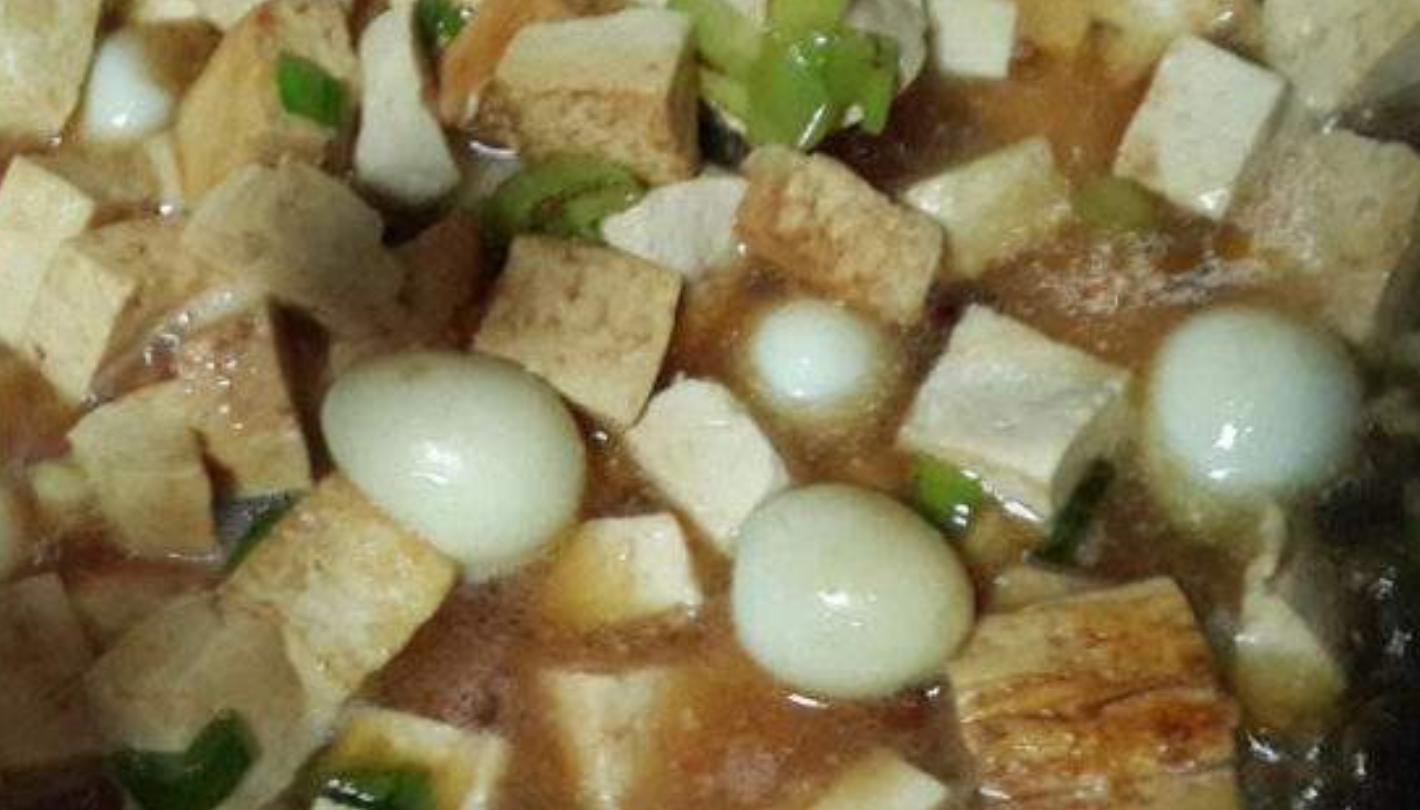 鹌鹑蛋5种最好吃的做法,鹌鹑蛋炖五花肉的家常做法很下饭