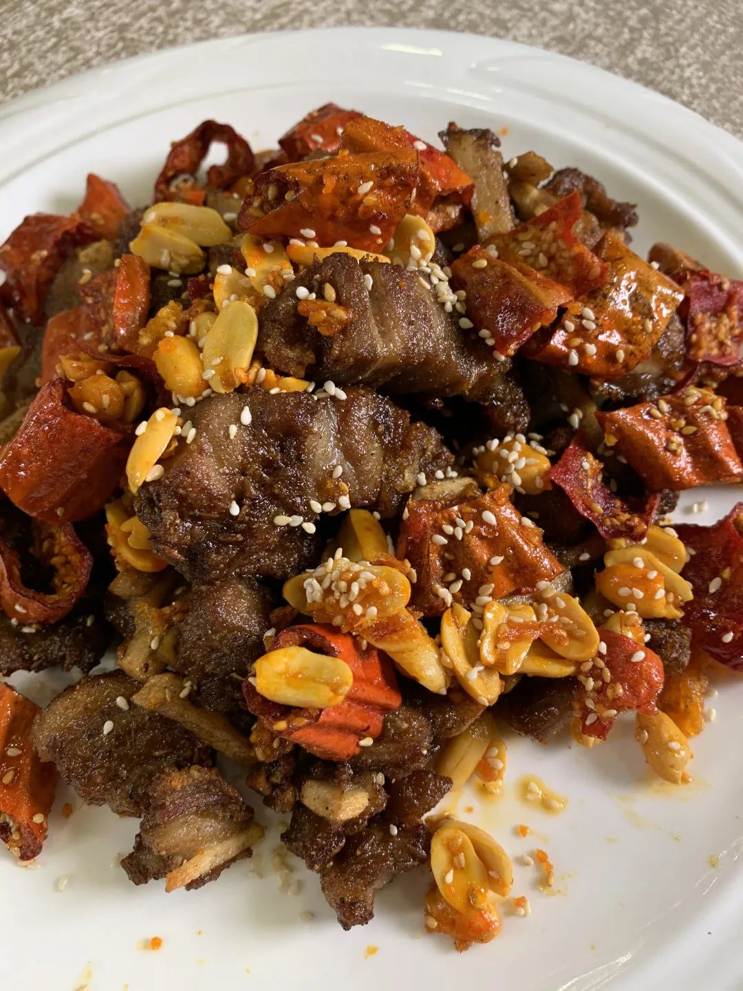 静安繁华市中心酒店人均¥125起！脆皮炸乳鸽、香酥鸭令人疯狂