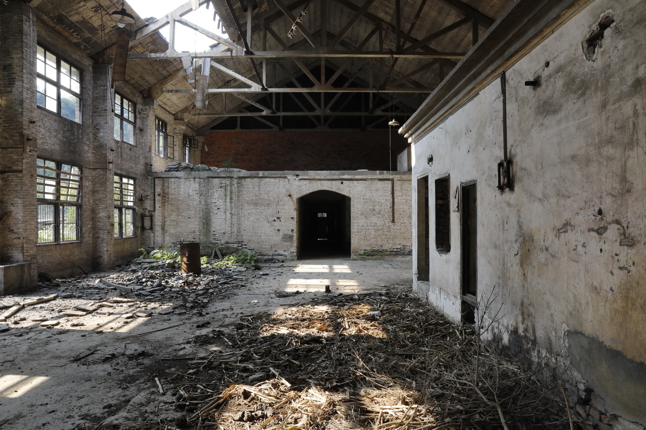 三线系列之13:国营二三八厂,国营湖北华中精密仪器厂