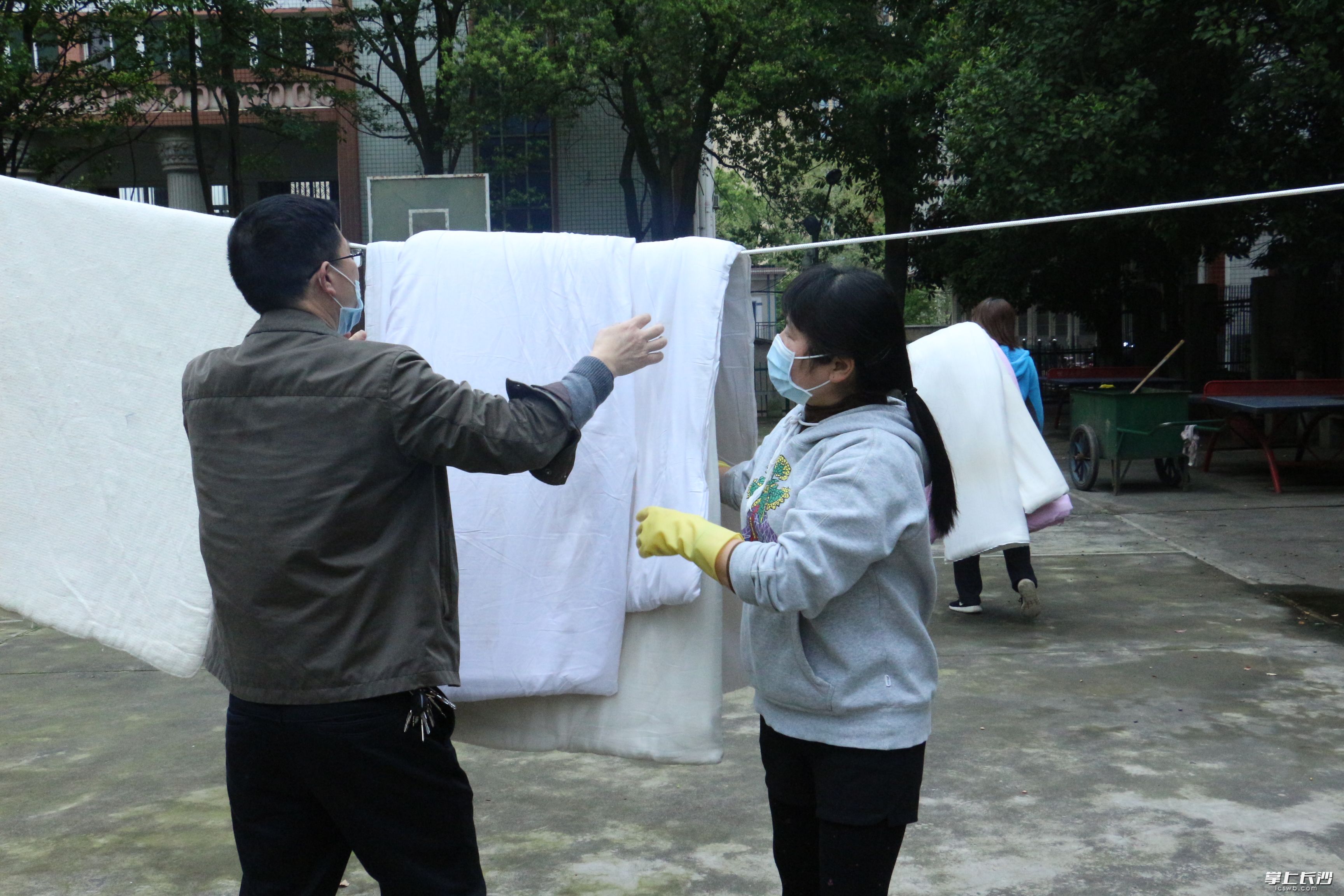 一切为了学生的发展,一切为了学生一切依靠学生