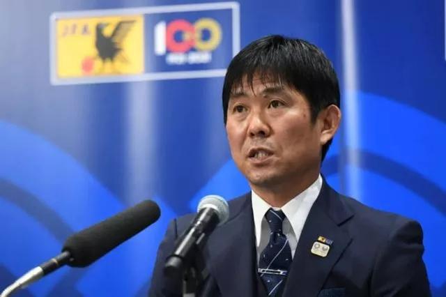 国足男足帅位,李铁留任国足帅位最合理的选择