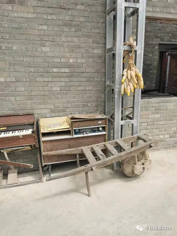 儿童散学归来早忙趁放纸鸢,儿童散学归来早忙趁东风放纸鸢