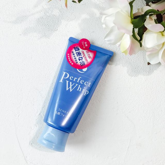 超级控油好用的洗面奶测评 (几款价廉物美的控油洗面奶)