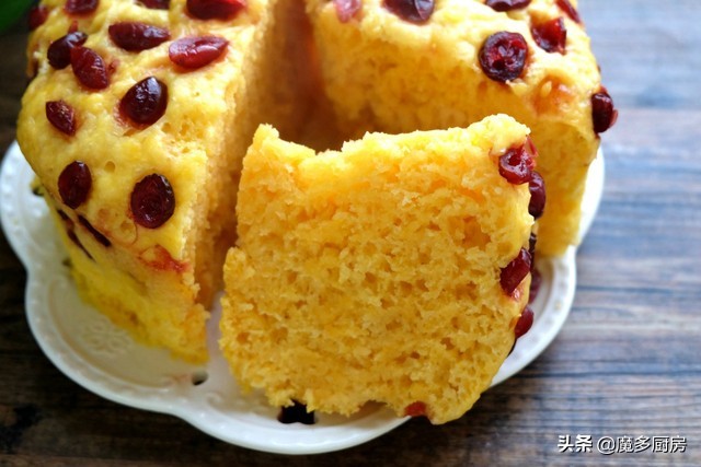 早餐奶香南瓜蒸糕,家常蒸南瓜发糕