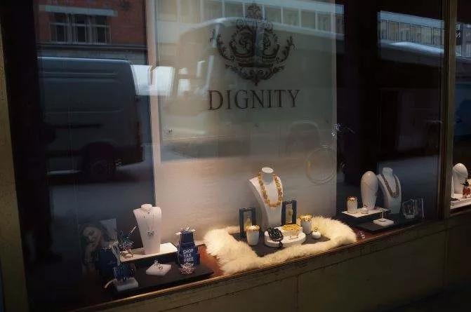 俄罗斯天价珠宝只卖中国人,俄罗斯天价首饰店真相