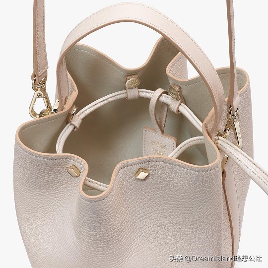 mcm中古包牛角包粉色,mcm秋冬值得入手的包