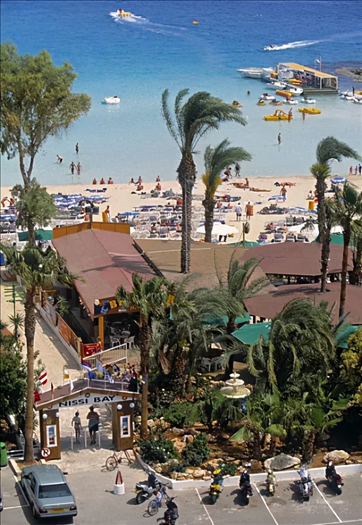 塞浦路斯注册公司需要几个人,注册塞浦路斯公司流程有哪些呢