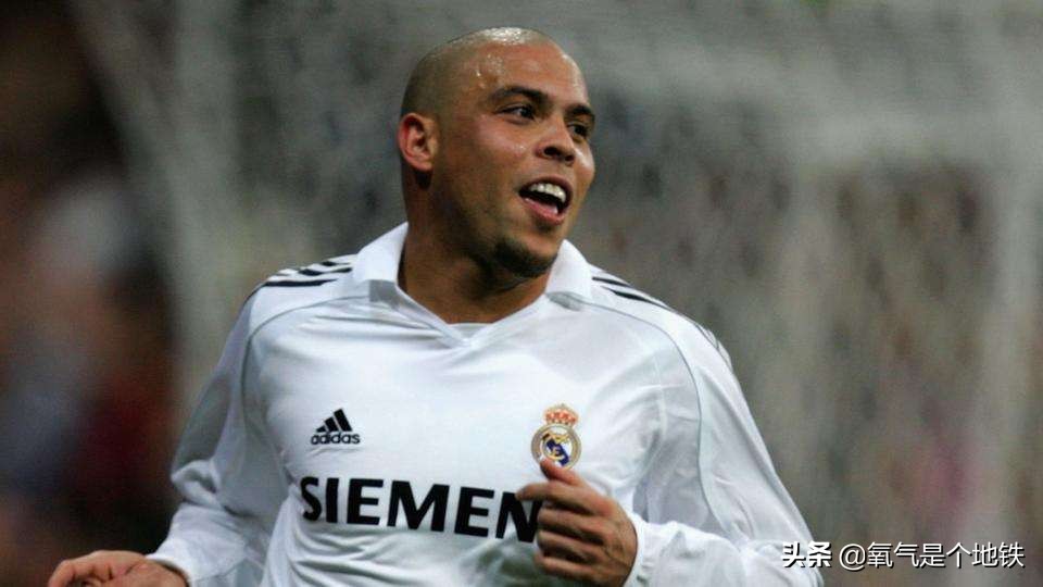 巅峰时期罗纳尔多和c罗,罗纳尔多小罗c罗梅西踢球特点