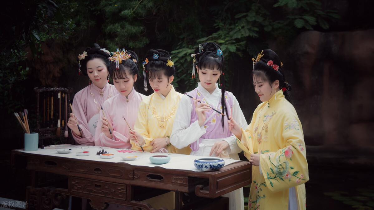 终于体会到什么叫彻夜未归,一夜北风紧诗句