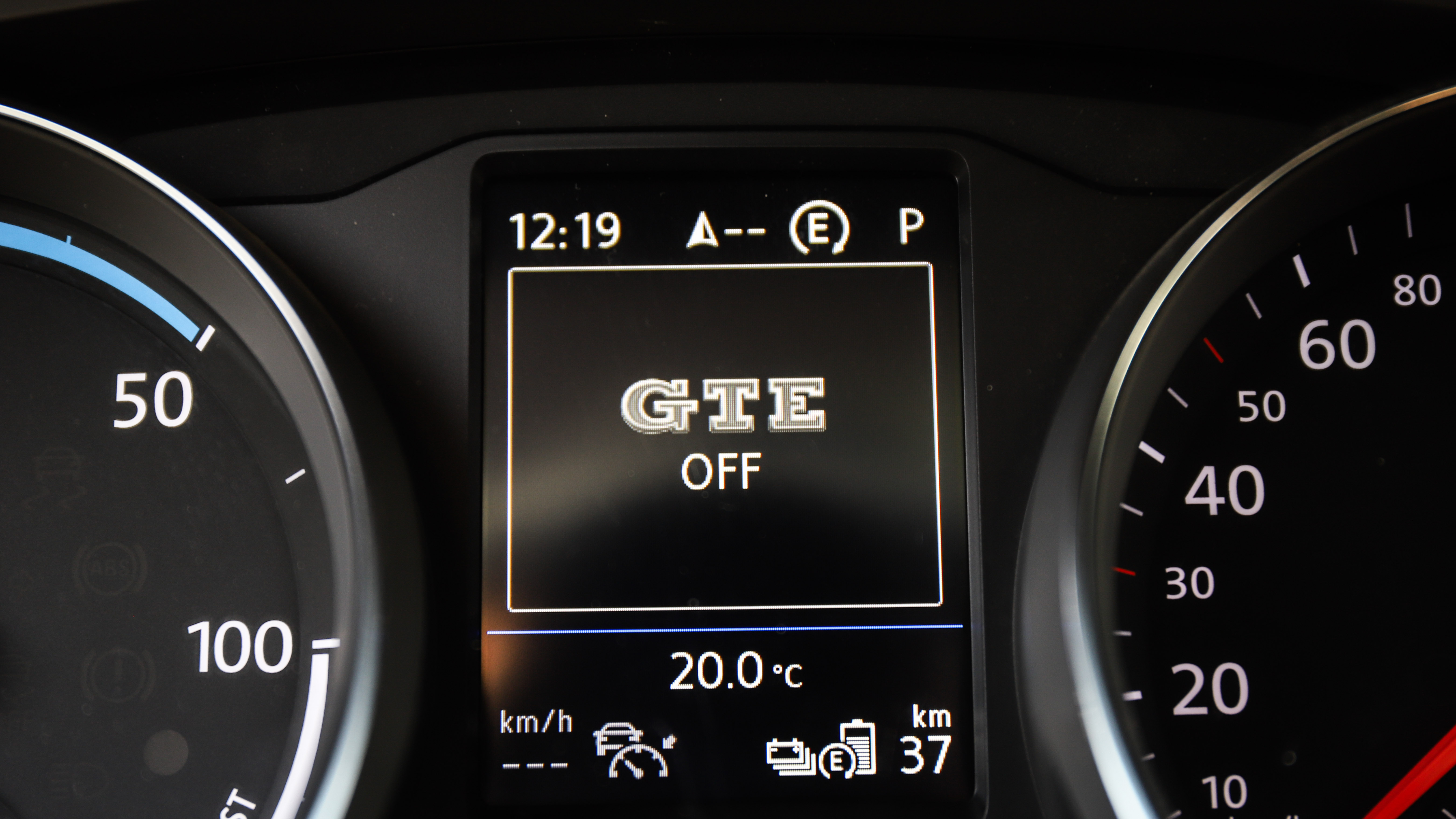 新款大众迈腾的真实油耗,18款迈腾油耗比原来高了