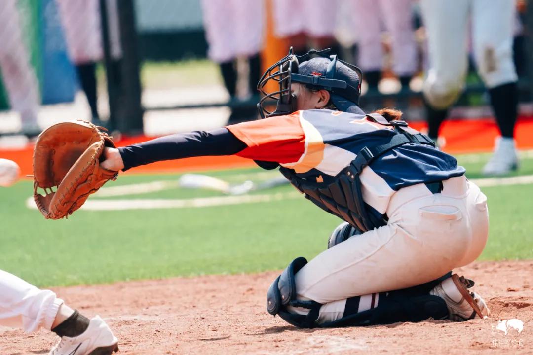 “Girls,baseballisfun!”——第二届曦照女子棒球赛纪实