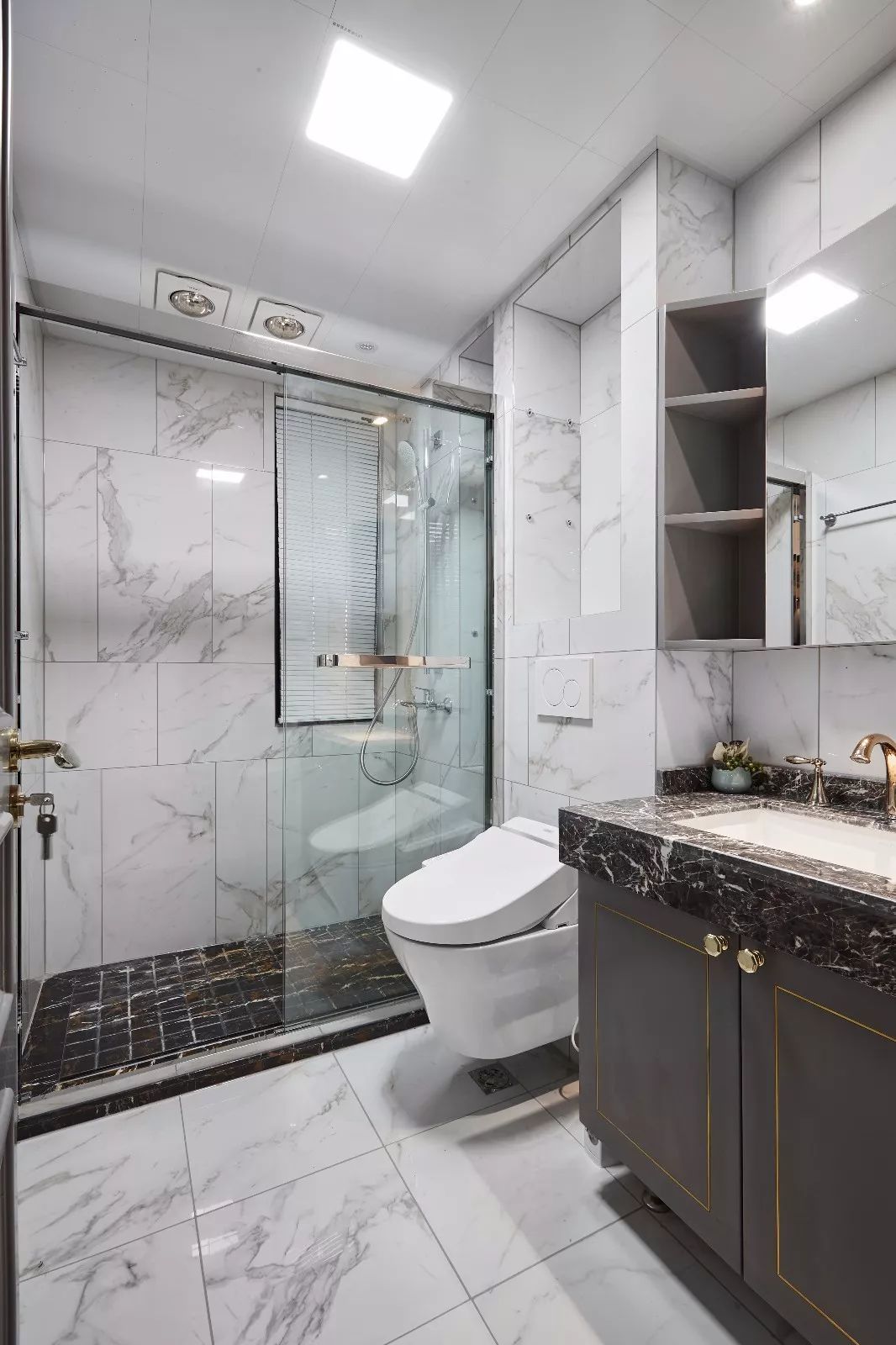 壁挂马桶卫生间装修效果图,恩仕壁挂马桶卫生间