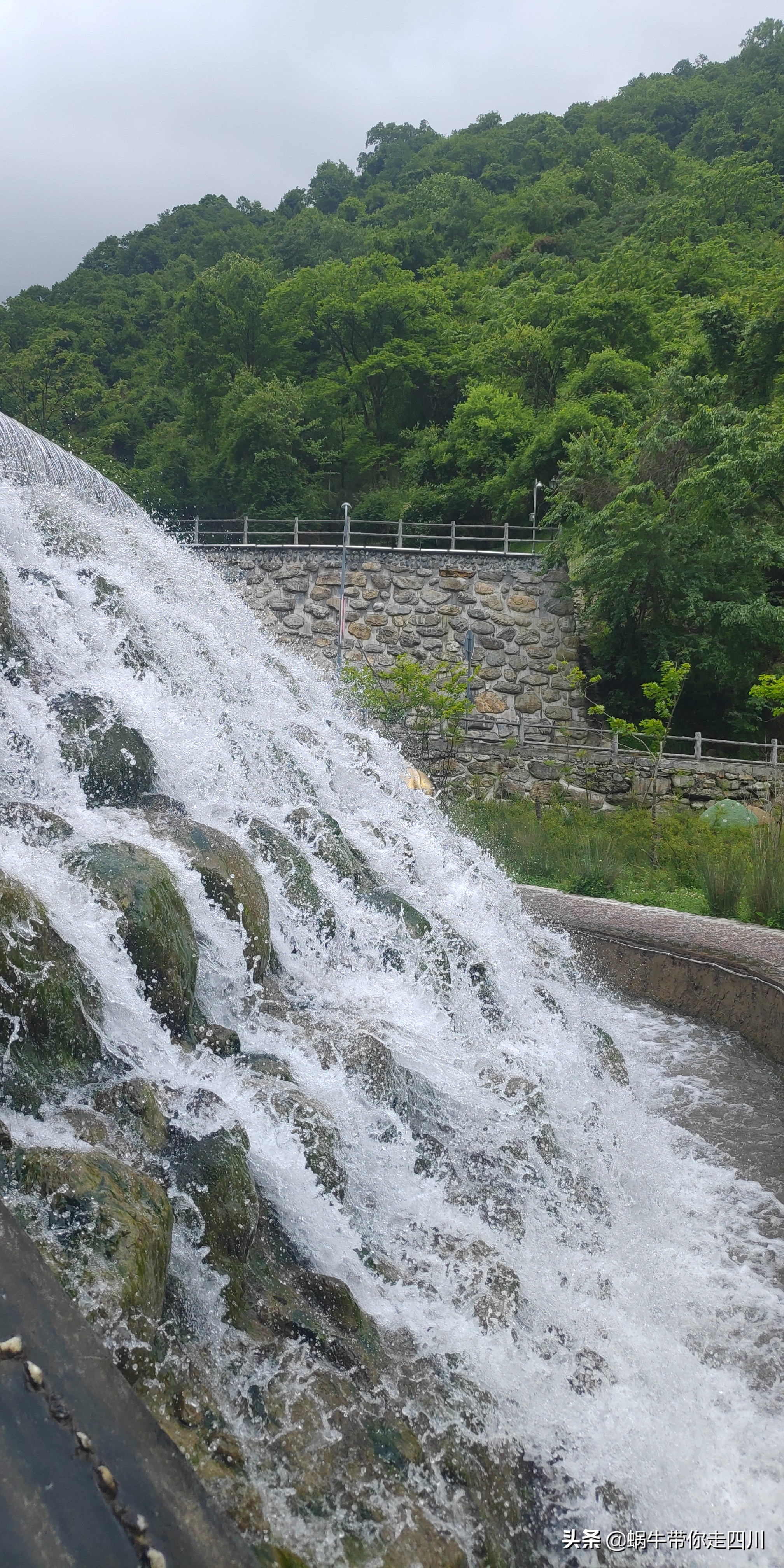 成都到西藏旅游一家三口,成都出发三天两夜旅行套票