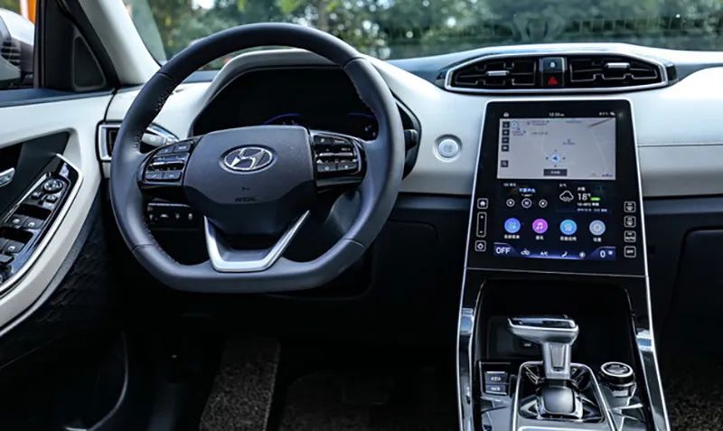 三菱劲炫销量差的原因找到了光底子好有什么用？看得到的是配置