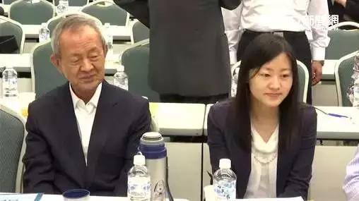 宝成、丰泰鞋业双雄拼的是二代，鞋王蔡其瑞比郭台铭行业地位显赫