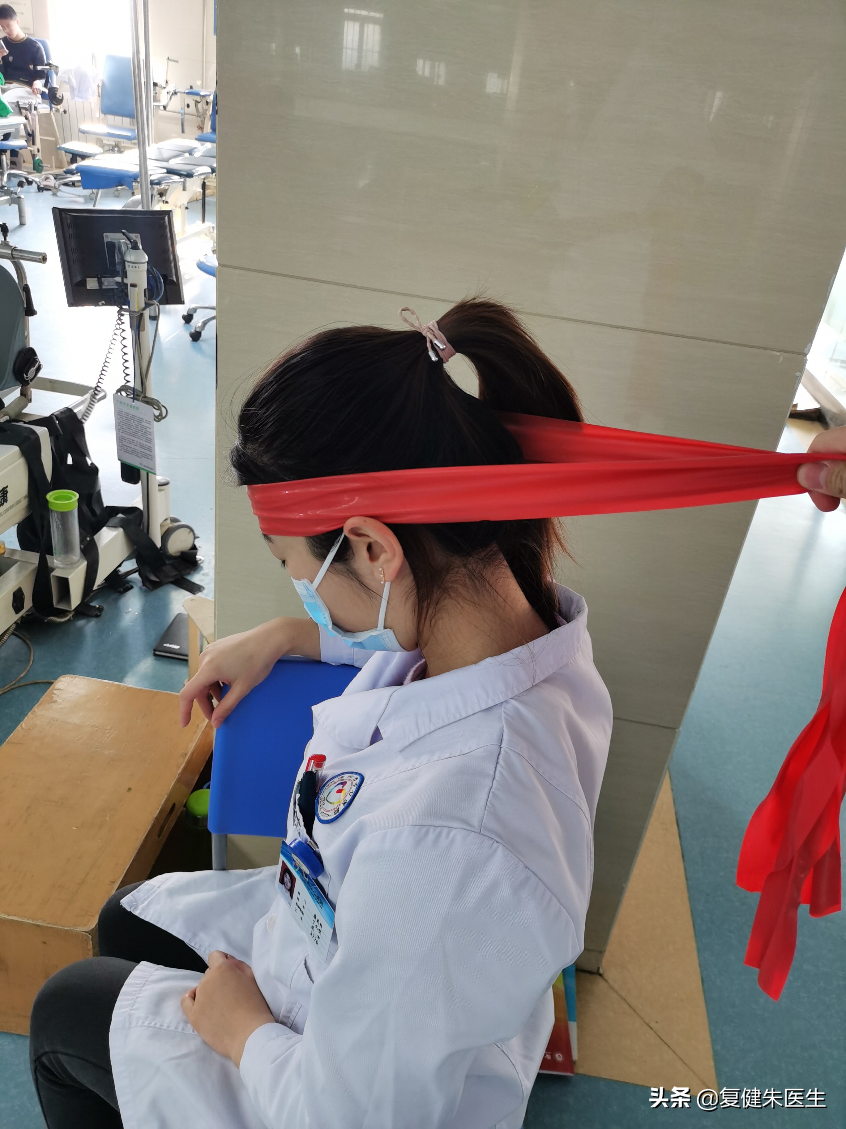 颈椎咔咔响修复,颈椎转动咔咔响怎么锻炼