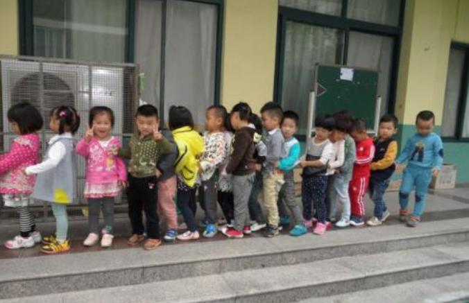 孩子在学校不敢拉屎怎么办,孩子不喜欢在学校大便